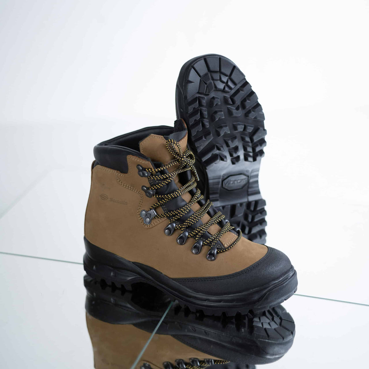 Samelin 553P high hiking boot tundra grey, leather, waterproof – pair showing the sole